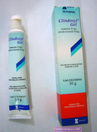 Clindoxyl gel