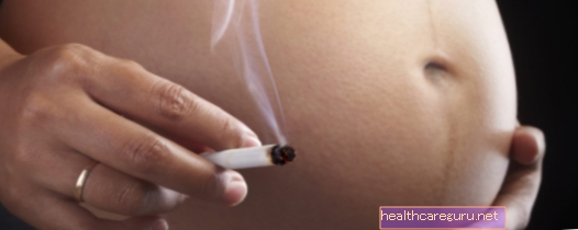Cigaretta terhesség alatt: milyen következményei és okai vannak a nem dohányzásnak