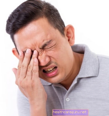 Akių skausmas: 12 pagrindinių priežasčių ir kaip gydyti