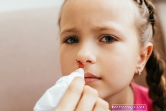 Spedbarn nasal blødning: hvorfor det skjer og hva du skal gjøre