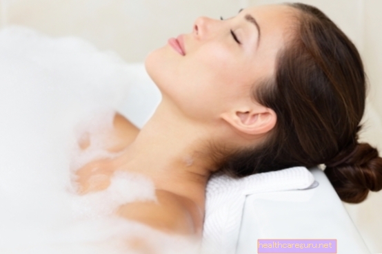 Entspannendes Bad gegen Rückenschmerzen
